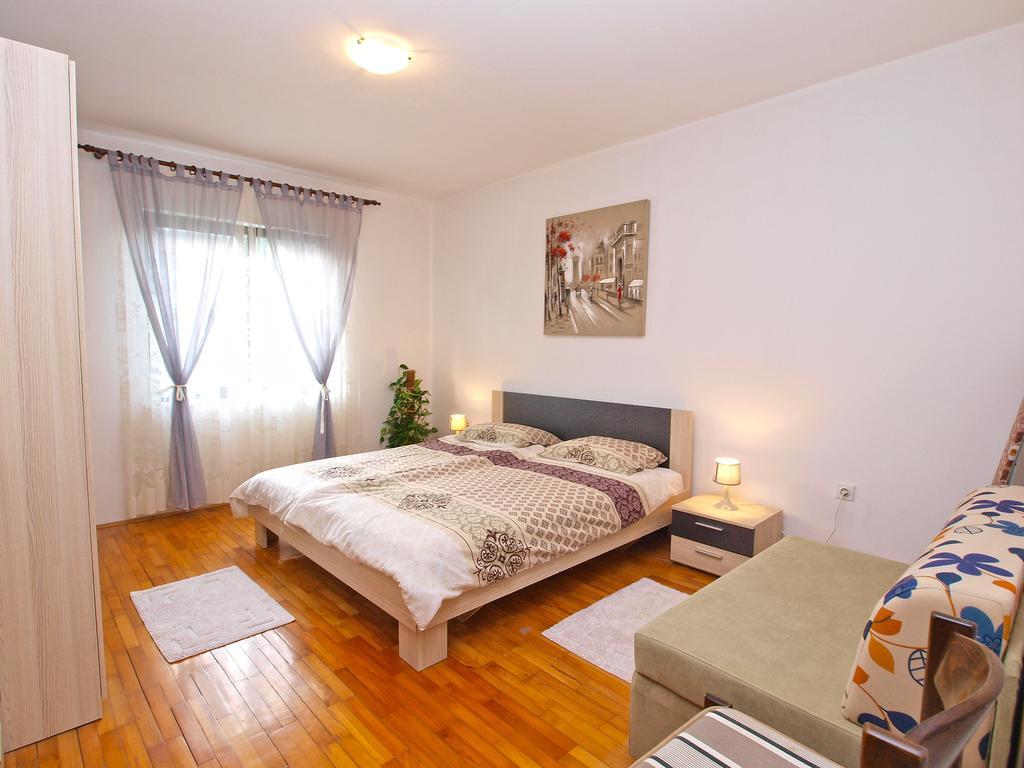Family Friendly Apartment 946 พูลา ภายนอก รูปภาพ